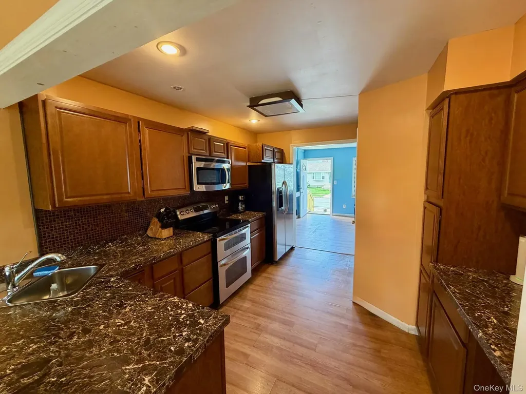 47 Van Buren Street Freeport NY 11520