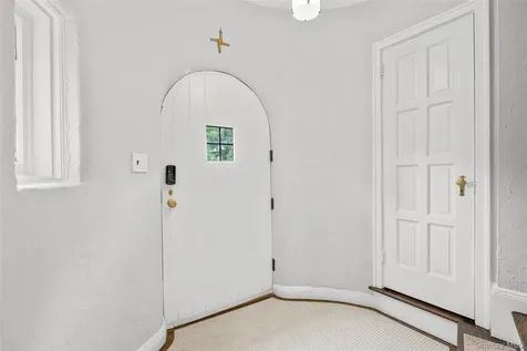144 Douglas Place Mount Vernon NY 10552