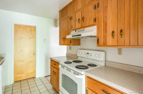 21 Topaz Run Poughkeepsie NY 12603