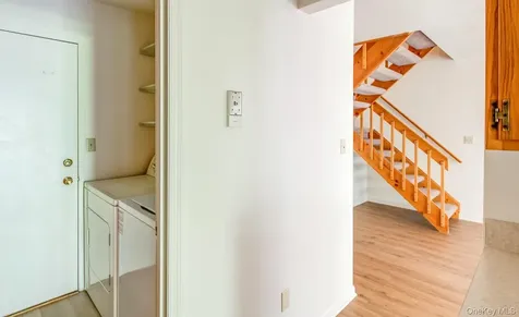 21 Topaz Run Poughkeepsie NY 12603