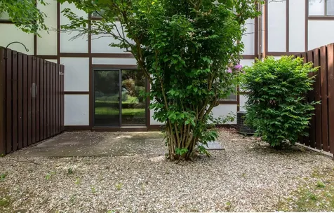 21 Topaz Run Poughkeepsie NY 12603