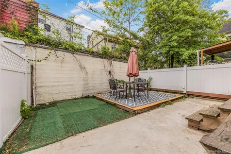 69 Dell Avenue Mount Vernon NY 10553