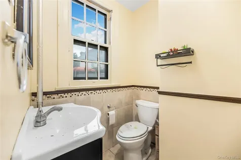 69 Dell Avenue Mount Vernon NY 10553
