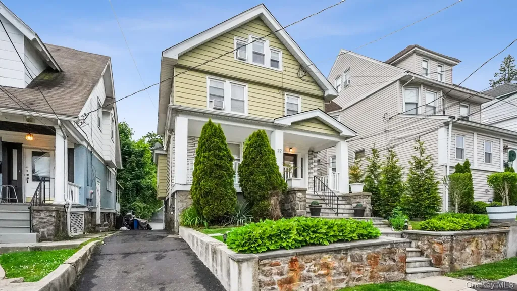 22 Mount Joy New Rochelle NY 10801