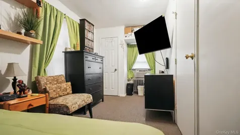 22 Mount Joy New Rochelle NY 10801