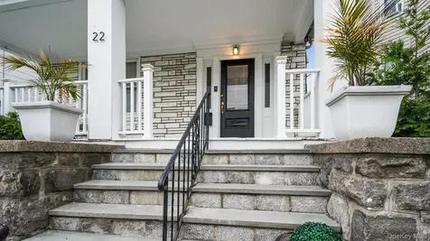 22 Mount Joy New Rochelle NY 10801