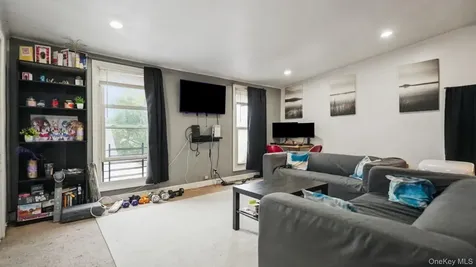 22 Mount Joy New Rochelle NY 10801