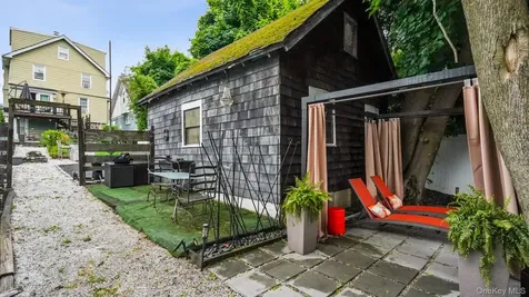 22 Mount Joy New Rochelle NY 10801