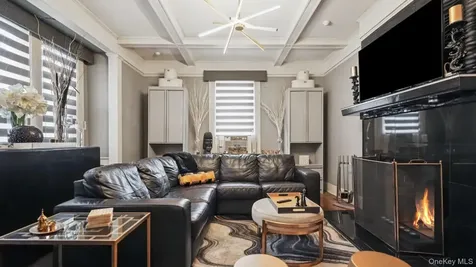 22 Mount Joy New Rochelle NY 10801