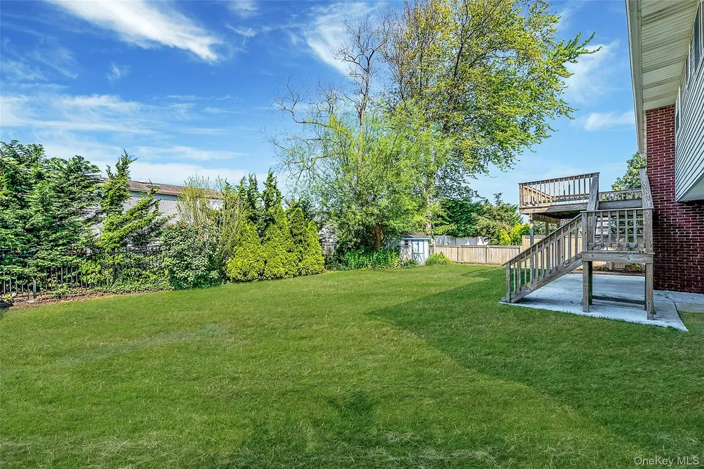 63 Ripplewater Avenue Massapequa NY 11758