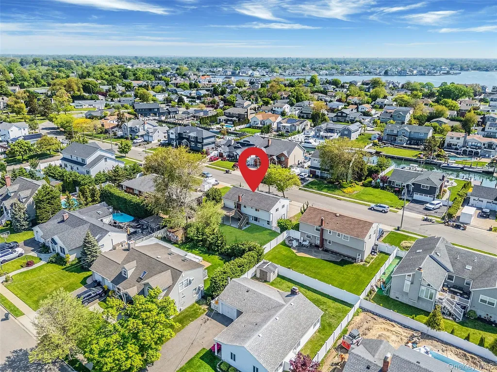 63 Ripplewater Avenue Massapequa NY 11758