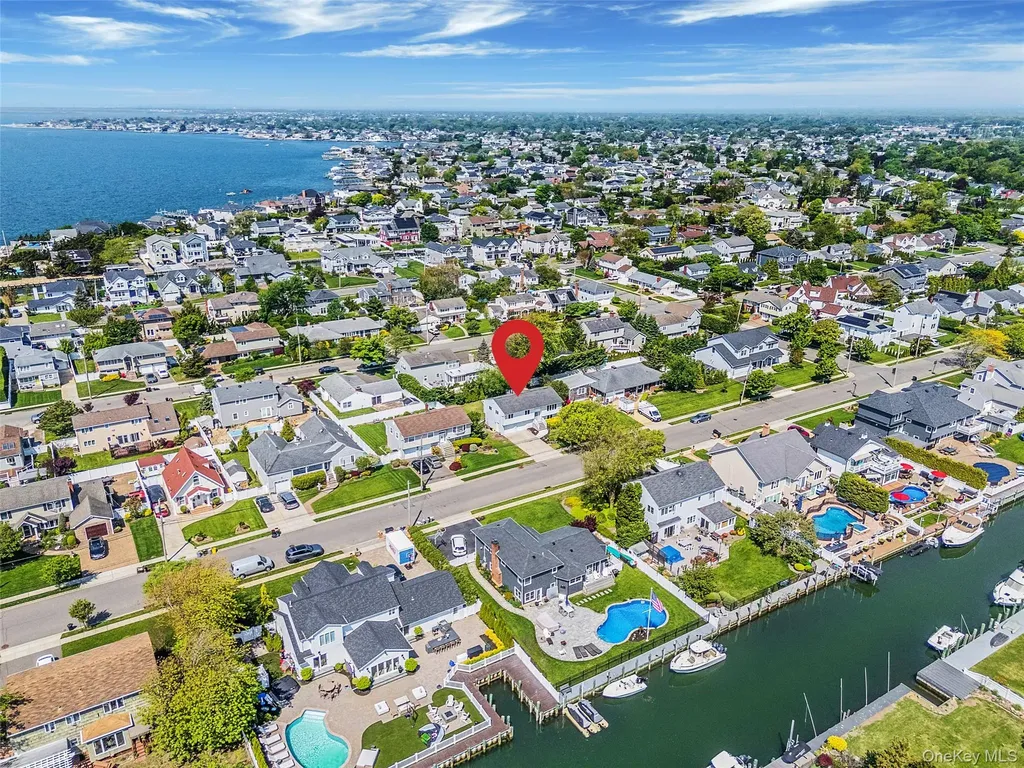63 Ripplewater Avenue Massapequa NY 11758