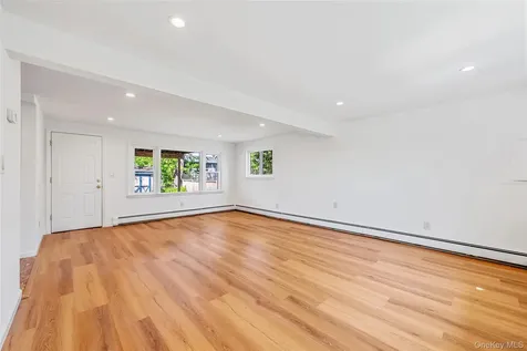 63 Ripplewater Avenue Massapequa NY 11758