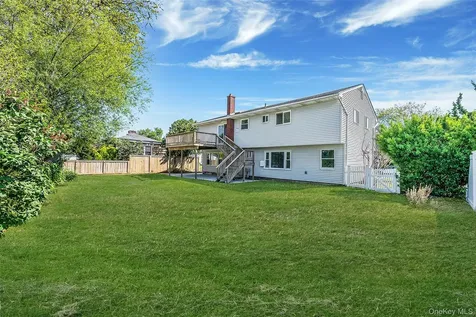 63 Ripplewater Avenue Massapequa NY 11758