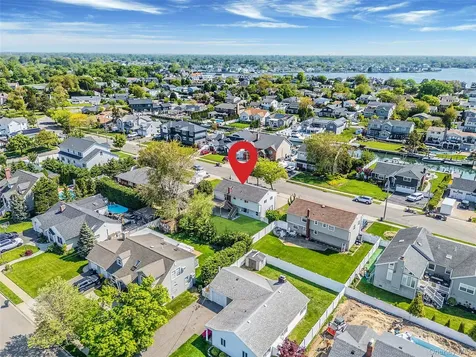 63 Ripplewater Avenue Massapequa NY 11758