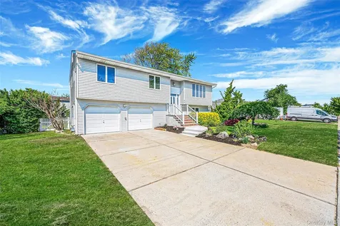 63 Ripplewater Avenue Massapequa NY 11758