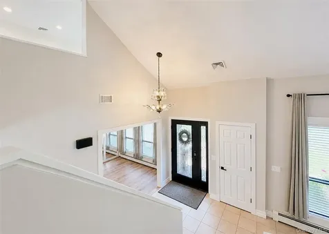 25 Vineyard Way Mount Sinai NY 11766