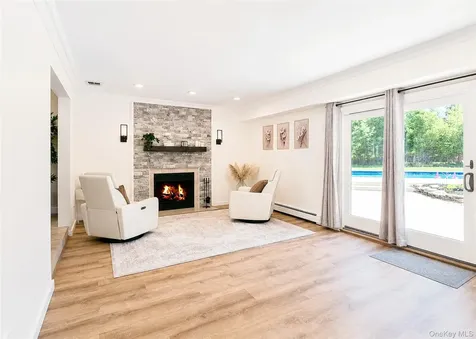 25 Vineyard Way Mount Sinai NY 11766