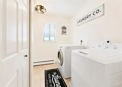 25 Vineyard Way Mount Sinai NY 11766