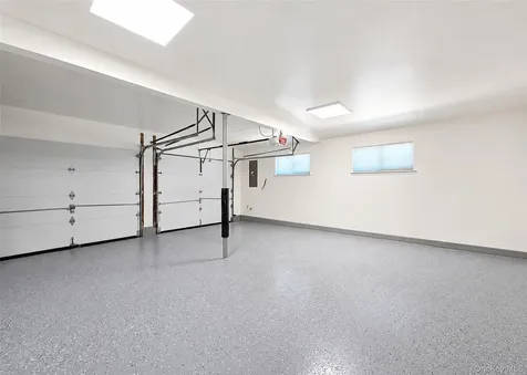 25 Vineyard Way Mount Sinai NY 11766