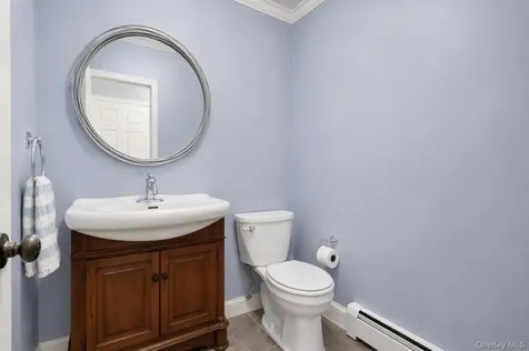 6 Lea Avenue Manorville NY 11949
