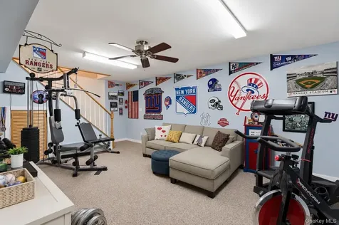 6 Lea Avenue Manorville NY 11949