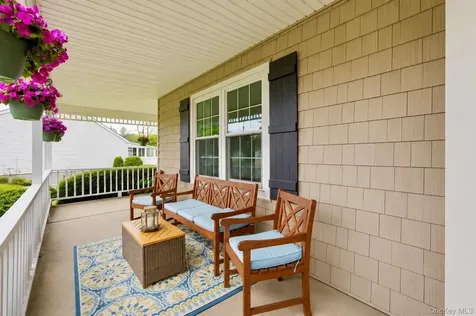 6 Lea Avenue Manorville NY 11949