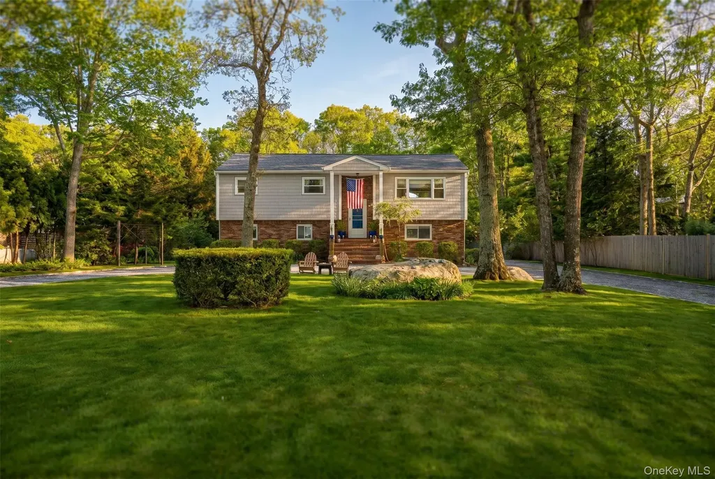 50 Runnymeade Drive East Hampton NY 11937