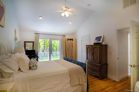 50 Runnymeade Drive East Hampton NY 11937