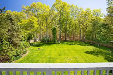 50 Runnymeade Drive East Hampton NY 11937