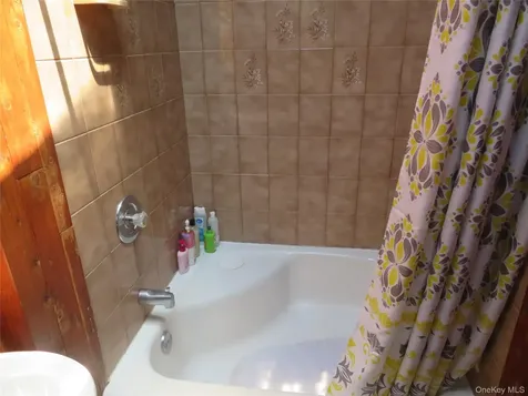 440 Spangle Drive North Babylon NY 11703