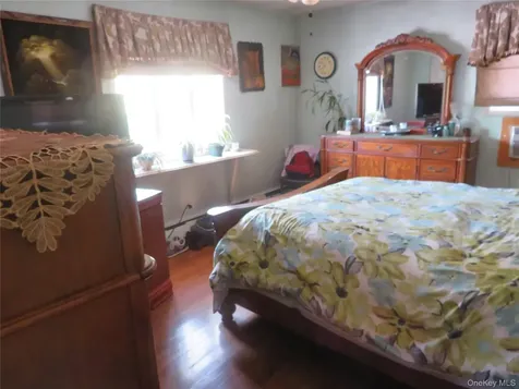 440 Spangle Drive North Babylon NY 11703