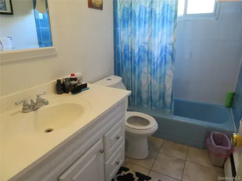 440 Spangle Drive North Babylon NY 11703
