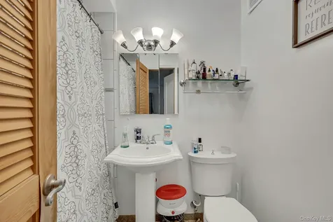370 Central Park Avenue Scarsdale NY 10583