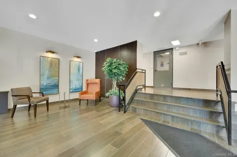 370 Central Park Avenue Scarsdale NY 10583