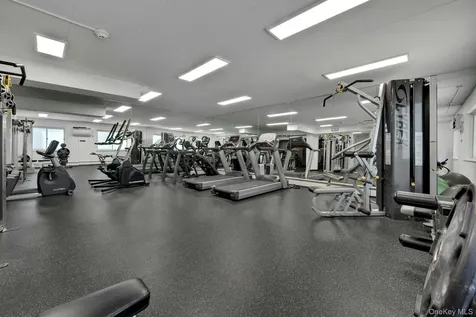 370 Central Park Avenue Scarsdale NY 10583