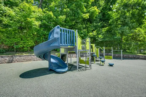 370 Central Park Avenue Scarsdale NY 10583