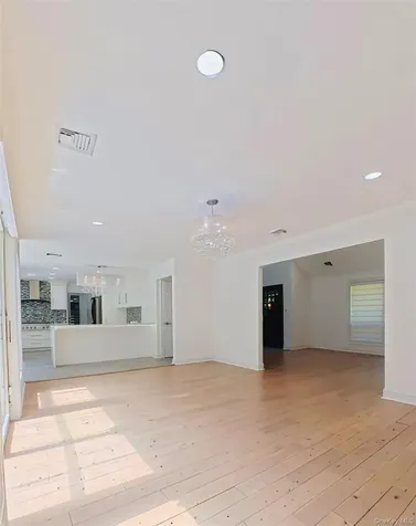 44 Warner Road Huntington NY 11743