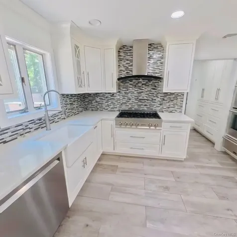 44 Warner Road Huntington NY 11743