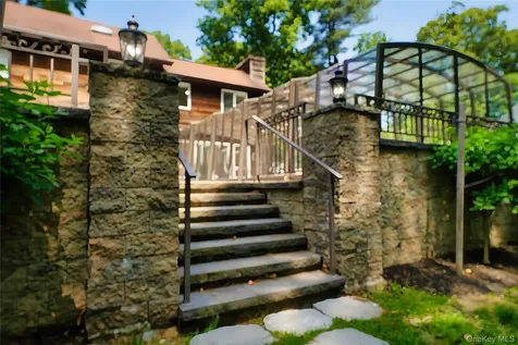 44 Warner Road Huntington NY 11743
