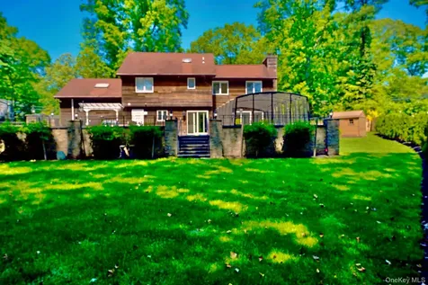 44 Warner Road Huntington NY 11743