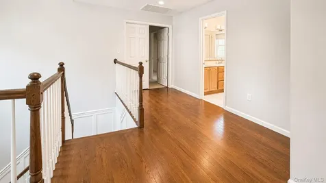 3 Alloway Crescent Highland Mills NY 10930