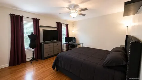 3 Alloway Crescent Highland Mills NY 10930