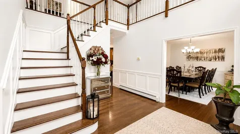 3 Alloway Crescent Highland Mills NY 10930