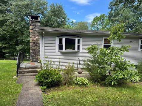 55 S Hill Road Cortlandt Manor NY 10567