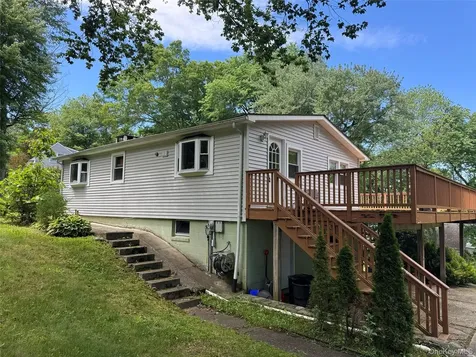 55 S Hill Road Cortlandt Manor NY 10567