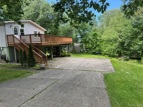 55 S Hill Road Cortlandt Manor NY 10567