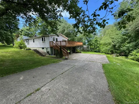 55 S Hill Road Cortlandt Manor NY 10567