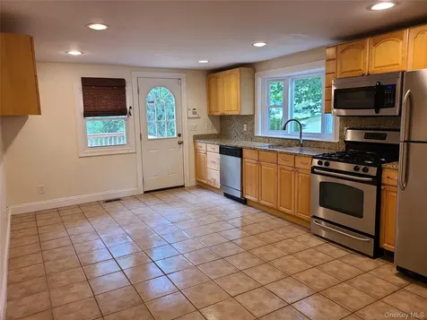 55 S Hill Road Cortlandt Manor NY 10567