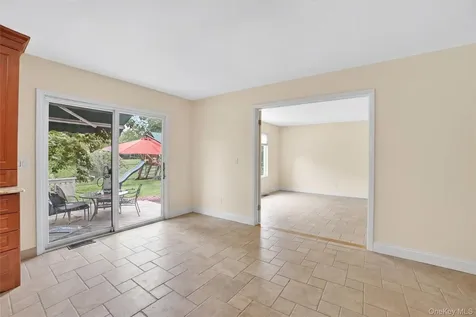 3 Leir Court White Plains NY 10605